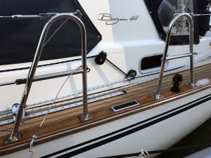 Stainless steel boat safety rails, yacht